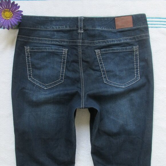 MAURICES Jeans Size 18 Dark Blue Jegging - Picture 2 of 11